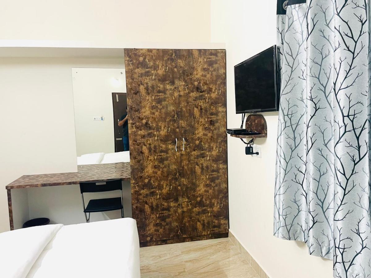 Lsr Service Apartments Τιρουπάτι Εξωτερικό φωτογραφία