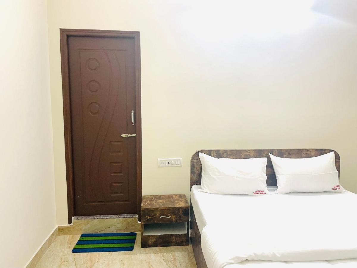 Lsr Service Apartments Τιρουπάτι Εξωτερικό φωτογραφία