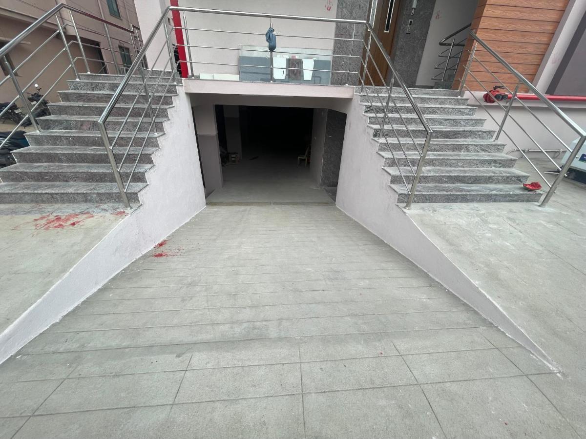 Lsr Service Apartments Τιρουπάτι Εξωτερικό φωτογραφία